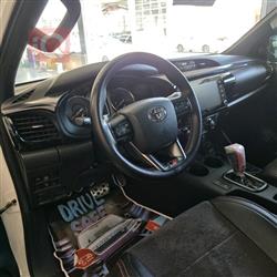 تويوتا هايلوكس